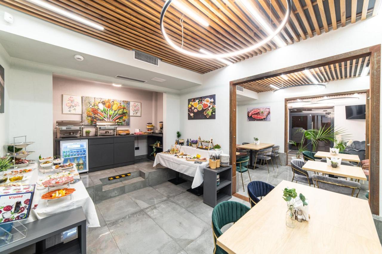 Campeador Inn คลูจ-นาโปกา ภายนอก รูปภาพ