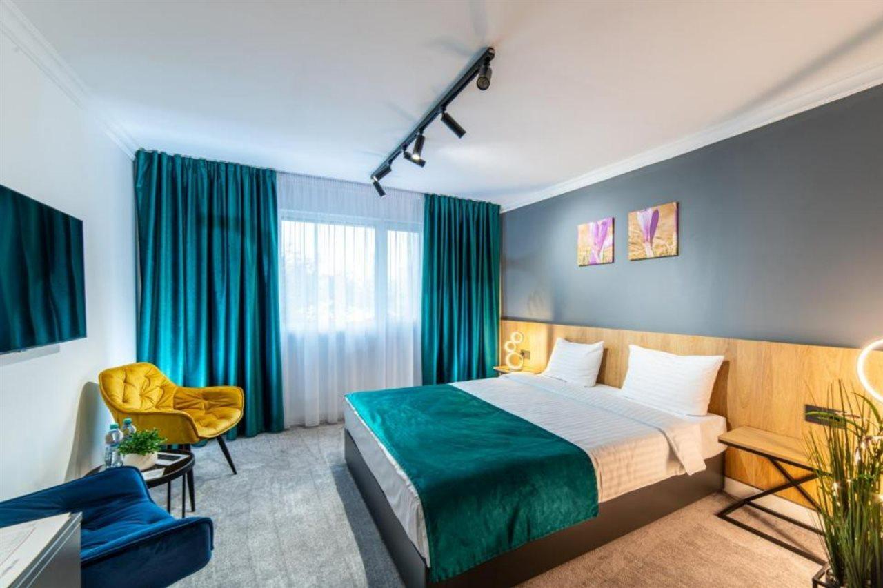 Campeador Inn คลูจ-นาโปกา ภายนอก รูปภาพ