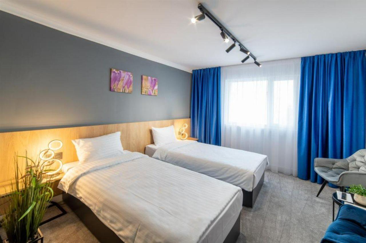 Campeador Inn คลูจ-นาโปกา ภายนอก รูปภาพ